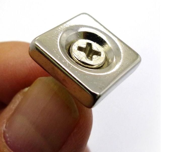 10'LU PAKET 15x15x3 mm (6-3mm) N35 Havşalı Güçlü Neodyum Mıknatıs