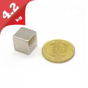 Boy 10mm  En 10mm Kalınlık 10mm N35 seri Güçlü Neodyum Mıknatıs