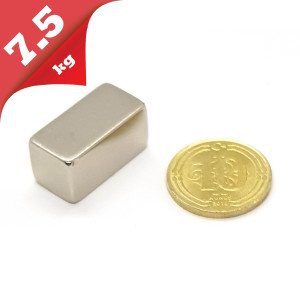 Boy 20mm  En 10mm Kalınlık 10mm N35 seri Güçlü Neodyum Mıknatıs