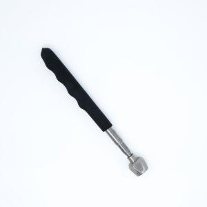 SİYAH SAPLI TELESKOPİK VİDA TUTUCU (16,5LB)